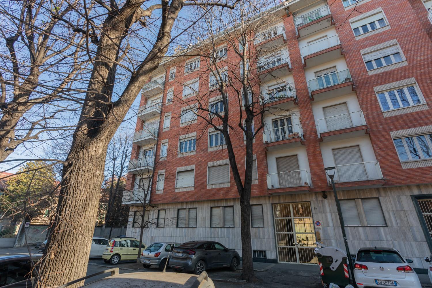 Monte Grappa Apartment By Wonderful Italy Turin Exterior foto